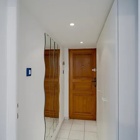 Pied-a-terre Saint Michel Apartment Menton