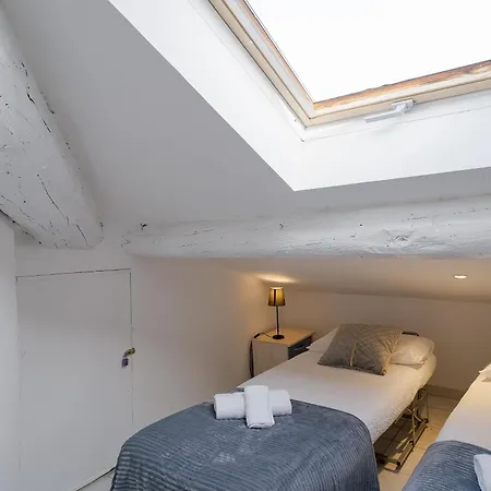 Apartment Pied-a-terre Saint Michel *